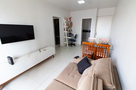 Apartamento à venda com 55m², 2 quartos e 1 vagaSala