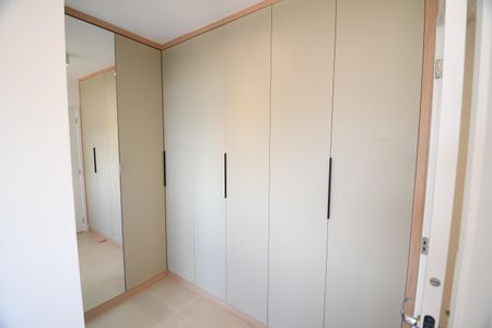 Apartamento à venda com 80m², 2 quartos e 2 vagasQuarto Suíte 1