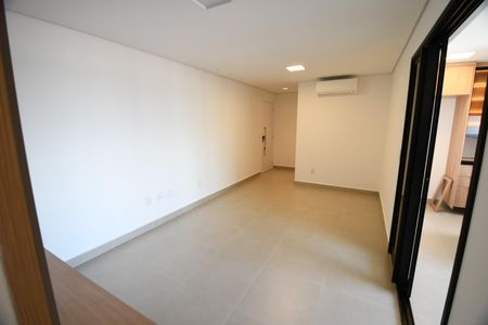 Apartamento à venda com 80m², 2 quartos e 2 vagasSala
