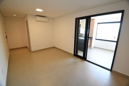 Apartamento à venda com 80m², 2 quartos e 2 vagasSala