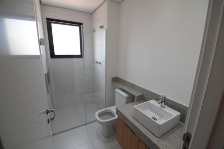 Apartamento à venda com 80m², 2 quartos e 2 vagasBanheiro 2
