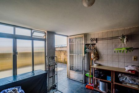 Casa à venda com 264m², 3 quartos e 5 vagas Casa à venda com 264m², 3 quartos e 5 vagasQuarto de Serviço