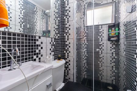 Apartamento à venda com 44m², 2 quartos e 1 vaga Apartamento à venda com 44m², 2 quartos e 1 vagaBanheiro