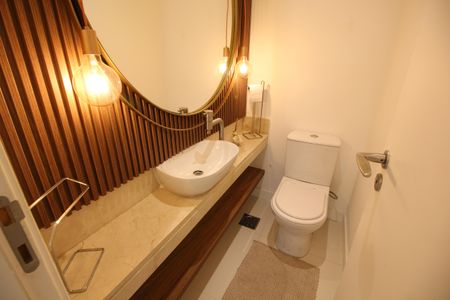 Apartamento à venda com 131m², 4 quartos e 2 vagasLavabo