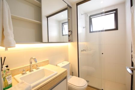 Apartamento à venda com 131m², 4 quartos e 2 vagasSuíte 3 - Banheiro