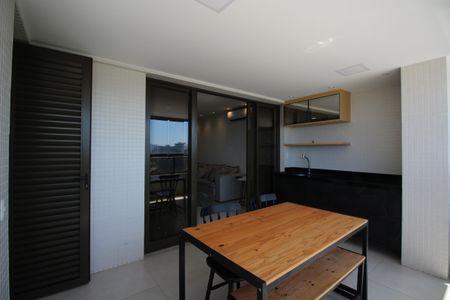 Apartamento à venda com 131m², 4 quartos e 2 vagasSala - Varanda