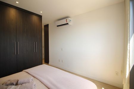 Apartamento à venda com 131m², 4 quartos e 2 vagasSuíte 3
