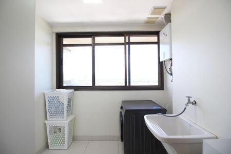 Apartamento à venda com 131m², 4 quartos e 2 vagasÁrea de Serviço