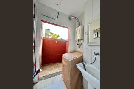 Apartamento para alugar com 67m², 2 quartos e 1 vaga Apartamento para alugar com 67m², 2 quartos e 1 vagaÁrea de Serviço