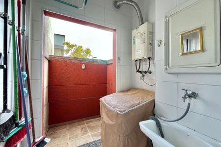 Apartamento para alugar com 67m², 2 quartos e 1 vaga Apartamento para alugar com 67m², 2 quartos e 1 vagaÁrea de Serviço