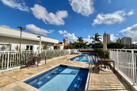 Apartamento para alugar com 67m², 2 quartos e 1 vaga Apartamento para alugar com 67m², 2 quartos e 1 vagaÁrea comum - Piscina