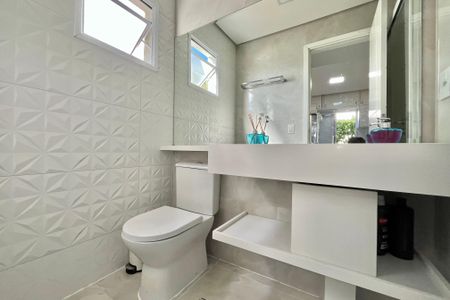 Apartamento para alugar com 67m², 2 quartos e 1 vaga Apartamento para alugar com 67m², 2 quartos e 1 vagaBanheiro da Suíte