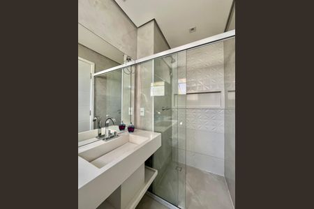 Apartamento para alugar com 67m², 2 quartos e 1 vaga Apartamento para alugar com 67m², 2 quartos e 1 vagaBanheiro da Suíte