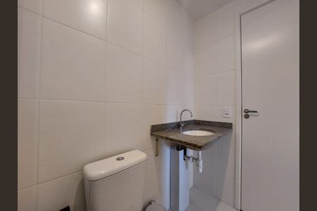Apartamento para alugar com 34m², 2 quartos e sem vagaBanheiro