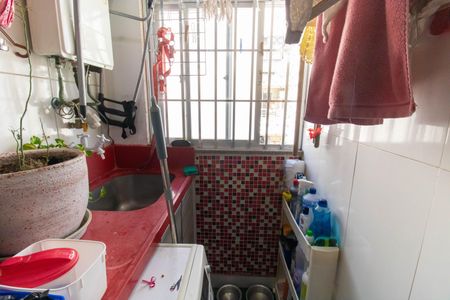 Apartamento à venda com 60m², 3 quartos e 1 vaga Apartamento à venda com 60m², 3 quartos e 1 vagaCozinha e Área de Serviço