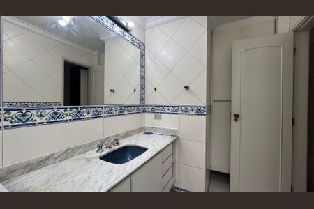 Apartamento à venda com 138m², 3 quartos e 1 vagaBanheiro da Suíte