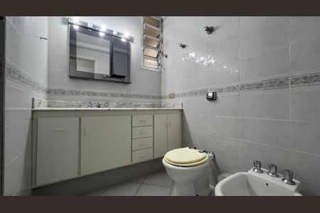 Apartamento à venda com 138m², 3 quartos e 1 vagaBanheiro