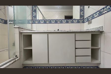 Apartamento à venda com 138m², 3 quartos e 1 vagaBanheiro da Suíte