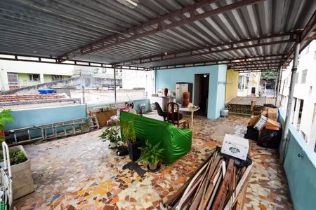 Casa de condomínio para alugar com 95m², 1 quarto e sem vagaTerraço