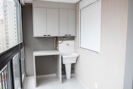 Apartamento para alugar com 40m², 2 quartos e sem vaga Apartamento para alugar com 40m², 2 quartos e sem vagaÁrea de Serviço -Varanda
