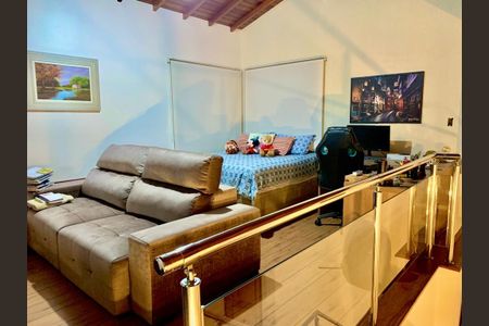 Casa à venda com 158m², 3 quartos e 2 vagasStudio