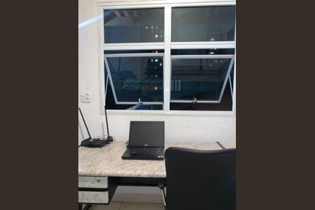 Casa à venda com 158m², 3 quartos e 2 vagasEscritório