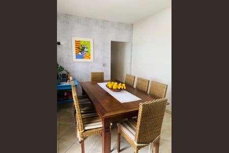 Casa à venda com 158m², 3 quartos e 2 vagasSala de Jantar