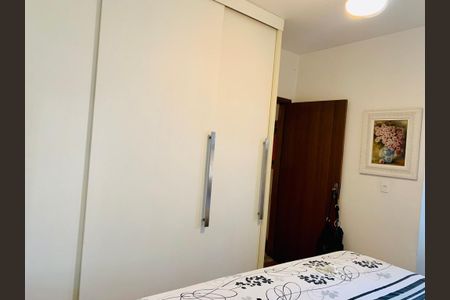 Casa à venda com 158m², 3 quartos e 2 vagasQuarto