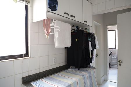 Apartamento à venda com 200m², 3 quartos e 2 vagasCozinha