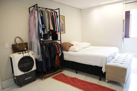 Apartamento à venda com 200m², 3 quartos e 2 vagasQuarto