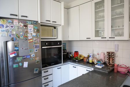 Apartamento à venda com 200m², 3 quartos e 2 vagasCozinha