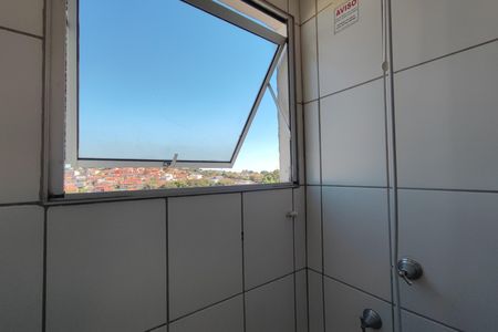 Apartamento à venda com 47m², 2 quartos e 1 vaga Apartamento à venda com 47m², 2 quartos e 1 vagaBanheiro