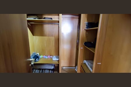 Apartamento para alugar com 228m², 4 quartos e 4 vagasCloset da suíte 1