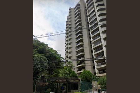 Apartamento para alugar com 228m², 4 quartos e 4 vagasFachada