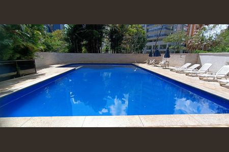 Apartamento para alugar com 228m², 4 quartos e 4 vagasÁrea comum - Piscina