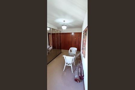 Apartamento para alugar com 228m², 4 quartos e 4 vagasCorredor