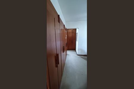 Apartamento para alugar com 228m², 4 quartos e 4 vagasCloset Quarto 1