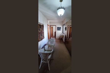 Apartamento para alugar com 228m², 4 quartos e 4 vagasCorredor