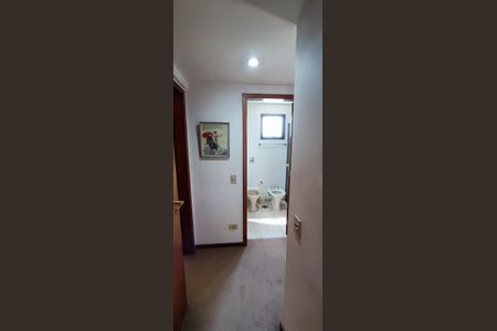 Apartamento para alugar com 228m², 4 quartos e 4 vagasCorredor