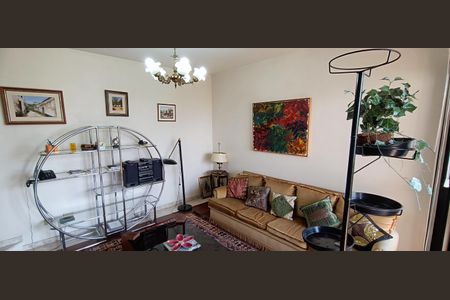 Apartamento para alugar com 228m², 4 quartos e 4 vagasSala