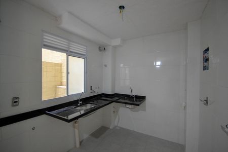 Apartamento para alugar com 48m², 2 quartos e 1 vaga Apartamento para alugar com 48m², 2 quartos e 1 vagaCozinha e Área de Serviço