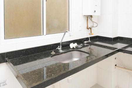 Cozinha de apartamento para alugar com 2 quartos, 48m² em Jardim Alvorada, Nova Iguaçu