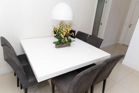 Apartamento à venda com 127m², 2 quartos e 2 vagasSala