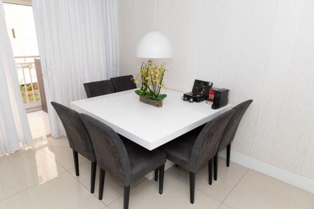 Apartamento à venda com 127m², 2 quartos e 2 vagasSala