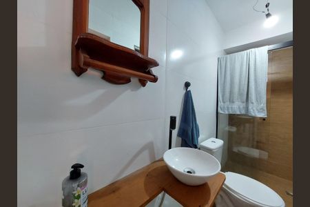 Casa à venda com 180m², 4 quartos e 2 vagasBanheiro da Edícula