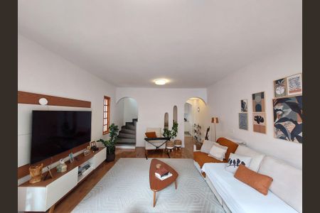 Casa à venda com 180m², 4 quartos e 2 vagasSala