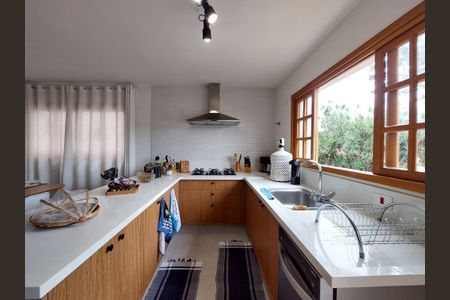 Casa à venda com 180m², 4 quartos e 2 vagasCozinha