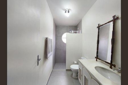 Casa à venda com 180m², 4 quartos e 2 vagasBanheiro Social