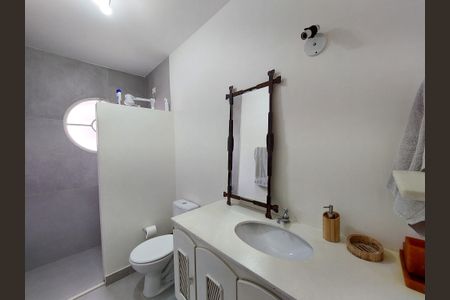 Casa à venda com 180m², 4 quartos e 2 vagasBanheiro Social