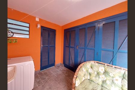 Casa à venda com 180m², 4 quartos e 2 vagasÁrea de Serviço